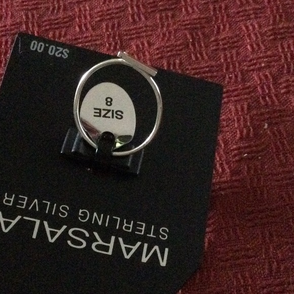 Sterling Silver Ring With Inset Stone - Picture 3 of 5